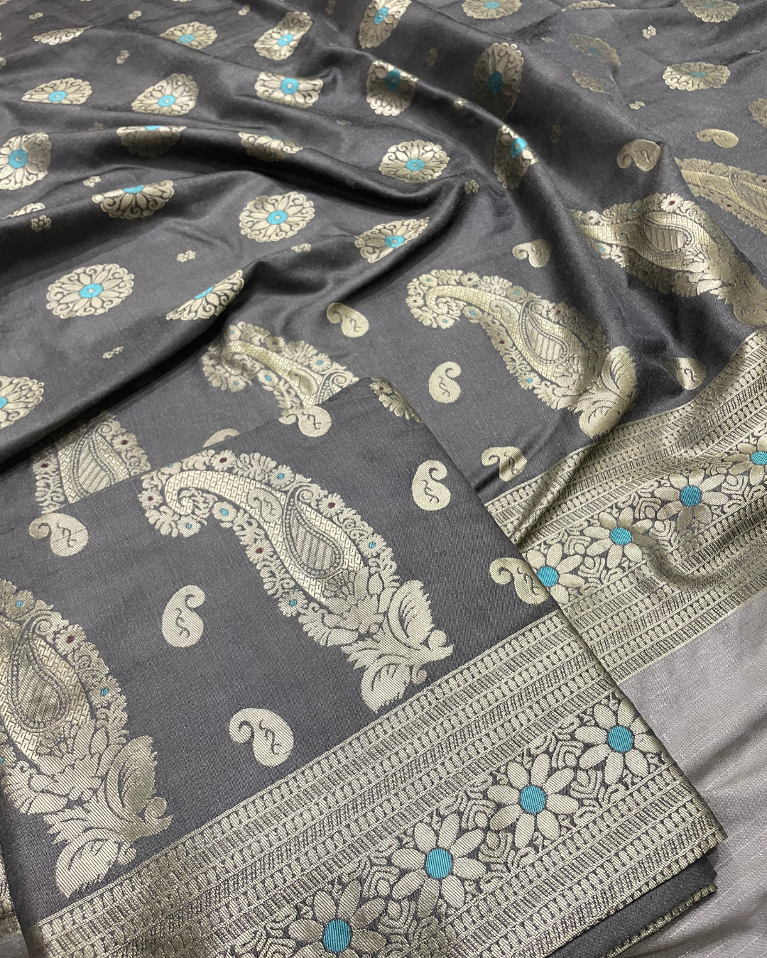 Gul-e-Zar Banarsi Shawl - Smoky Charcoal